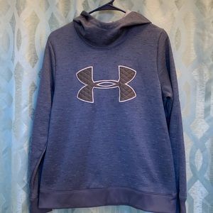 Under Armour, long sleeve, hooded size medium pullover, loose cold gear hoodie